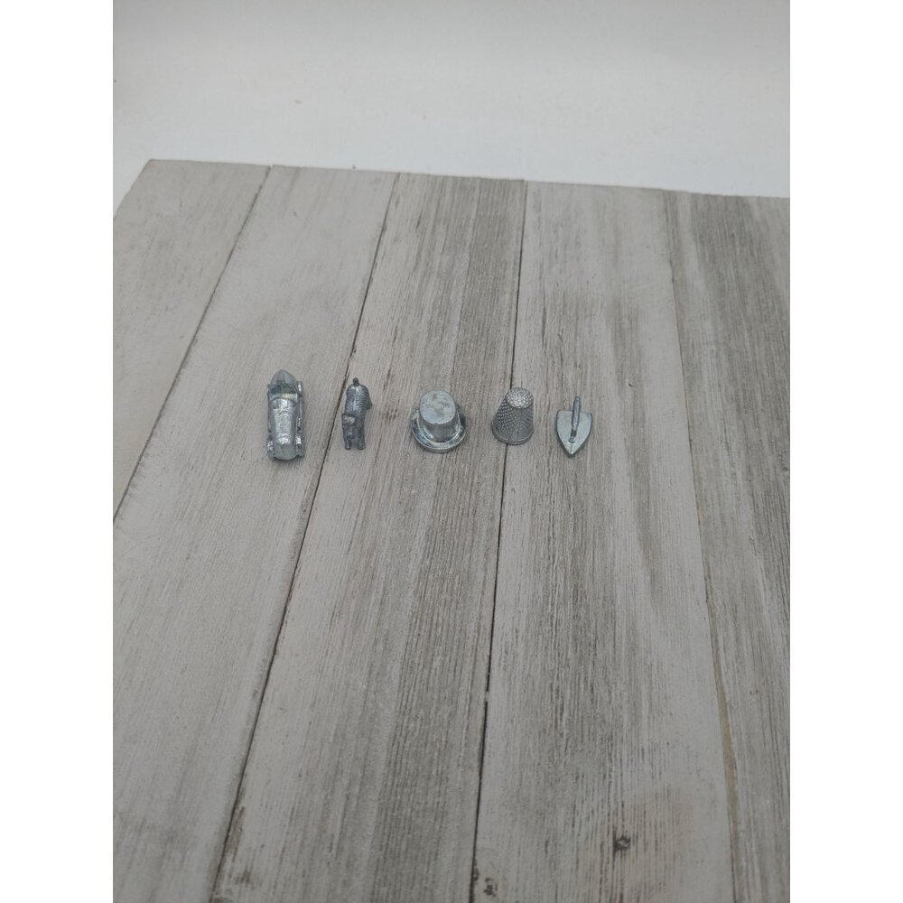 Monopoly 1999 Game Replacement 5 Tokens Pieces